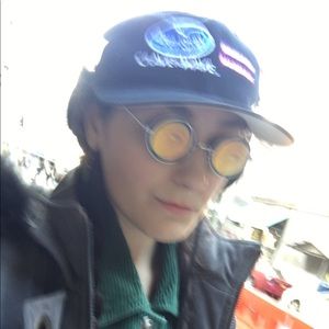 Meet your Posher, Anna